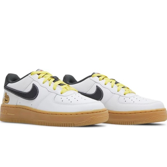Nike Other - NIKE Air Force 1 ‘Go the Extra Smile' white with beije